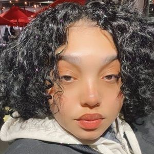 Meet your Posher, Tabby